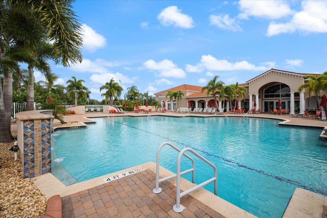 4211 64TH AVENUE E, Sarasota, FL 34243