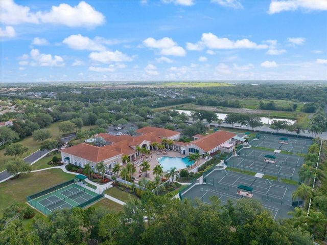 4211 64TH AVENUE E, Sarasota, FL 34243