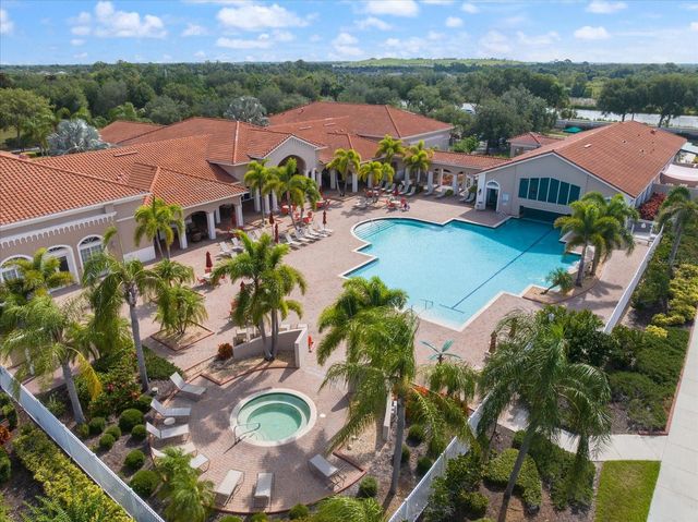 4211 64TH AVENUE E, Sarasota, FL 34243