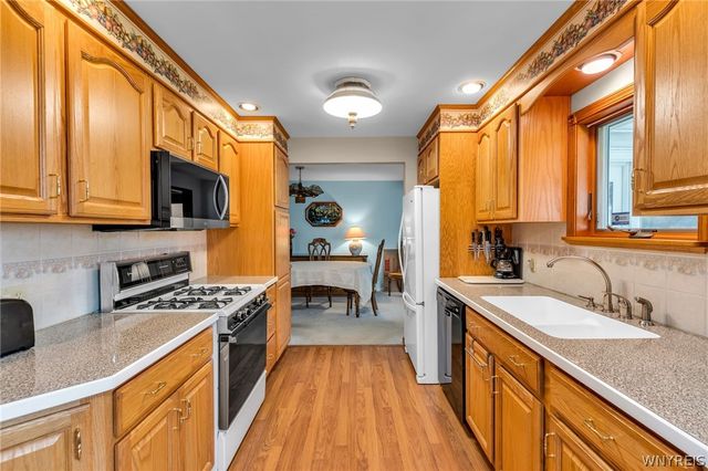 268 Evergreen Drive, Tonawanda, NY 14150