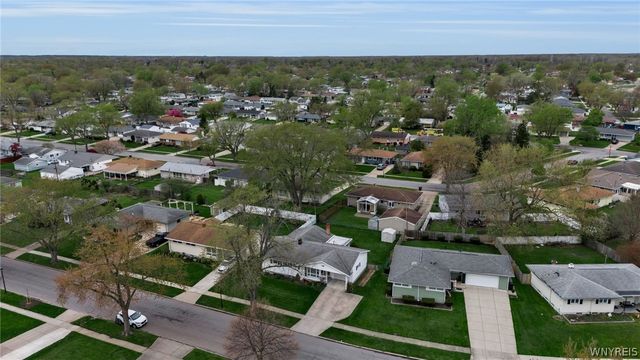 268 Evergreen Drive, Tonawanda, NY 14150