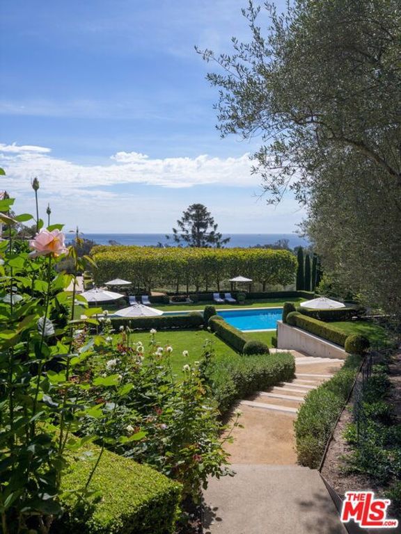 Image 6 of property listing at 2910 Sycamore Canyon Road, Montecito, CA 93108