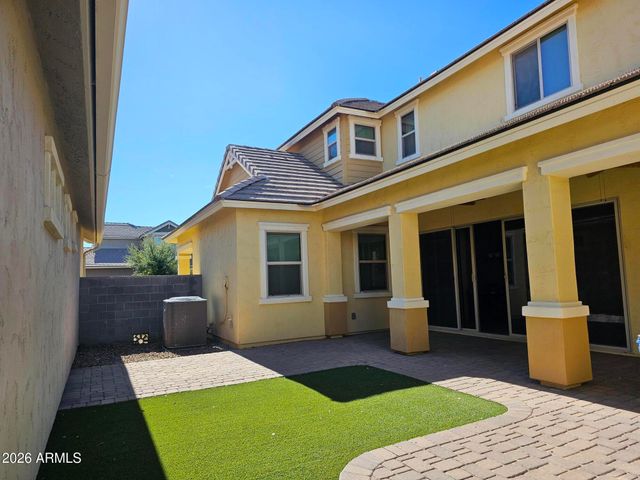 2940 S BECKETT Street, Gilbert, AZ 85295