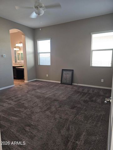 2940 S BECKETT Street, Gilbert, AZ 85295