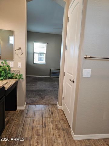 2940 S BECKETT Street, Gilbert, AZ 85295