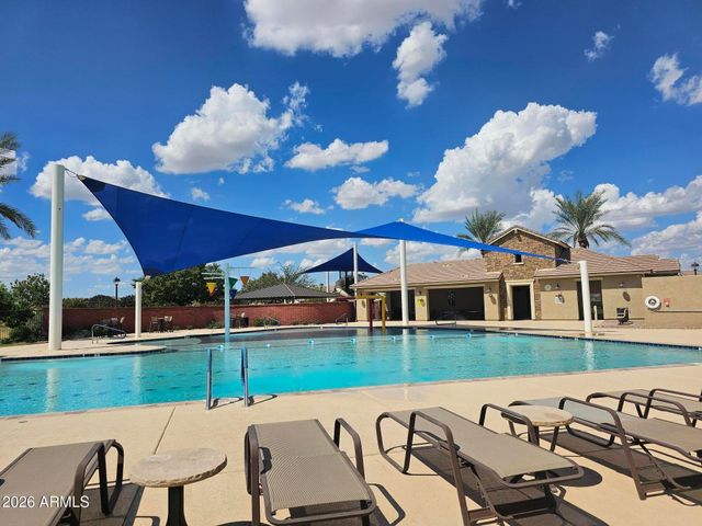 2940 S BECKETT Street, Gilbert, AZ 85295