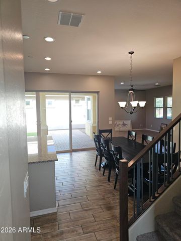 2940 S BECKETT Street, Gilbert, AZ 85295