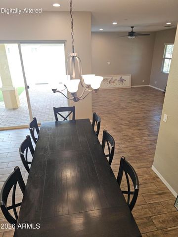 2940 S BECKETT Street, Gilbert, AZ 85295