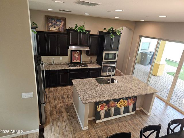 2940 S BECKETT Street, Gilbert, AZ 85295