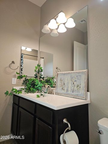 2940 S BECKETT Street, Gilbert, AZ 85295