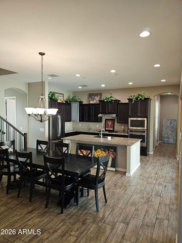 2940 S BECKETT Street, Gilbert, AZ 85295