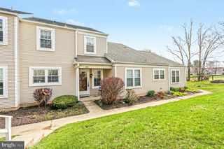 1524 CAMBRIDGE CT U-0209 CT, Palmyra, PA 17078