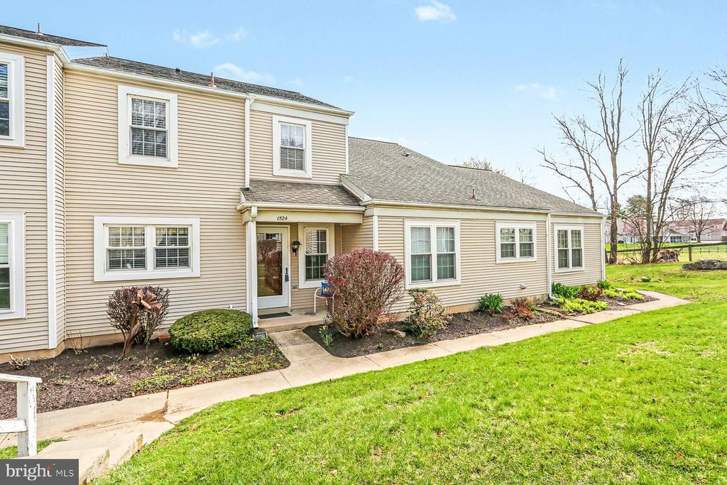1524 CAMBRIDGE CT U-0209 CT, Palmyra, PA 17078