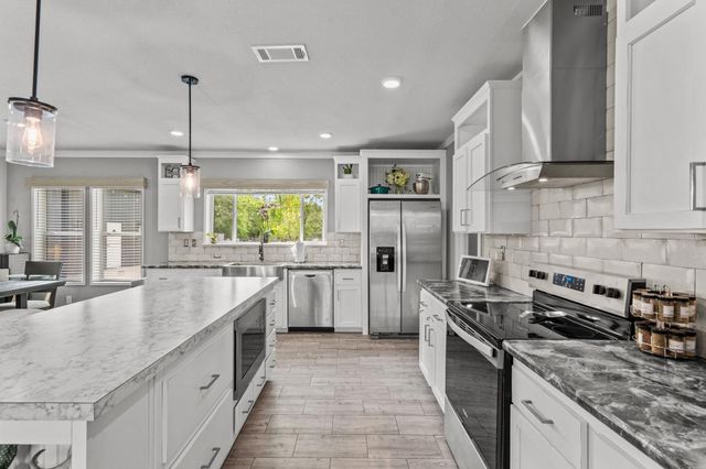 1510 Rymal Road, Santa Fe, TX 77511