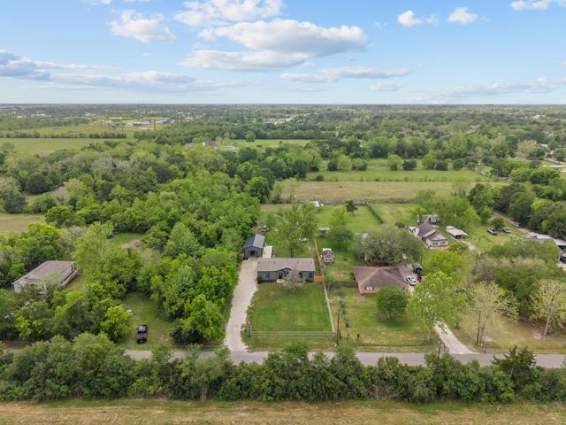 1510 Rymal Road, Santa Fe, TX 77511