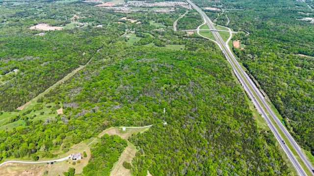 9147 Spantown Rd, Arrington, TN 37014