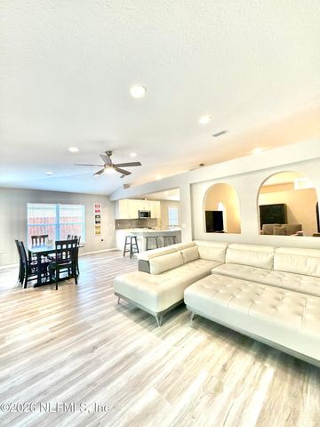 11110 PEERLESS Lane, Jacksonville, FL 32246