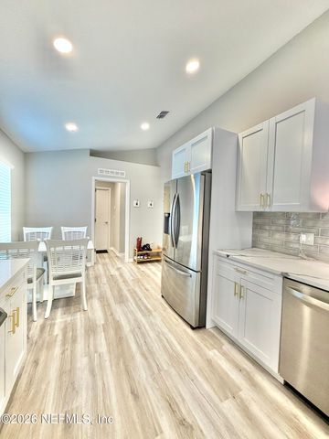 11110 PEERLESS Lane, Jacksonville, FL 32246