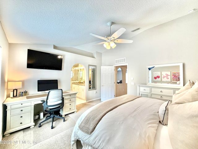 11110 PEERLESS Lane, Jacksonville, FL 32246