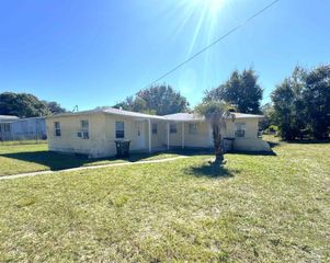 2 Ellis Dr B, Pensacola, FL 32507