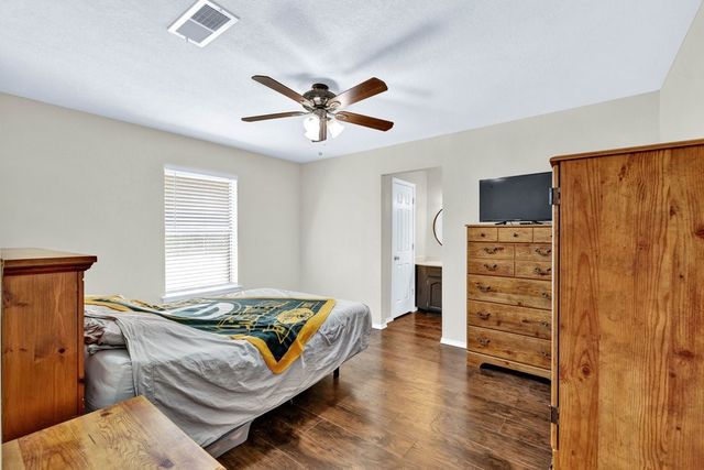 1010 Bolivar Street, Sanger, TX 76266