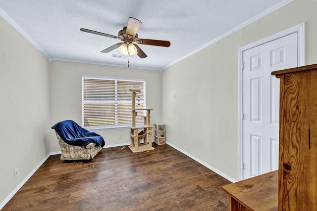 1010 Bolivar Street, Sanger, TX 76266