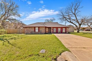 1010 Bolivar Street, Sanger, TX 76266