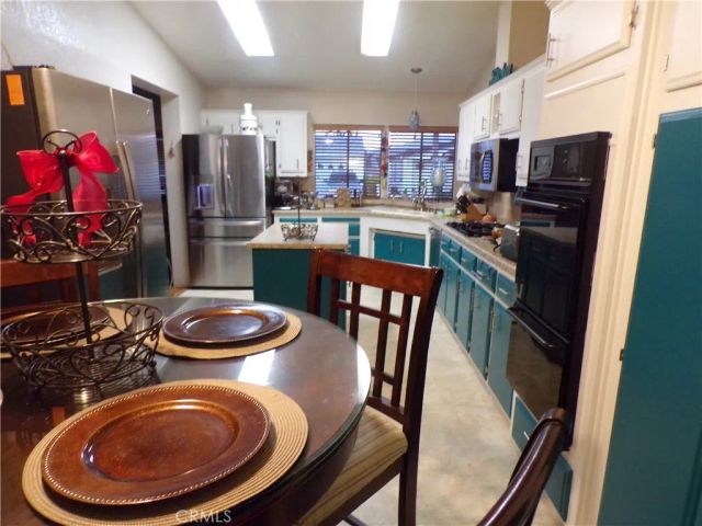 1250 N Kirby 248, Hemet, CA 92545