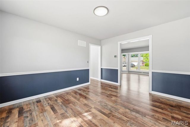 832 Summerview Drive, St Charles, MO 63304