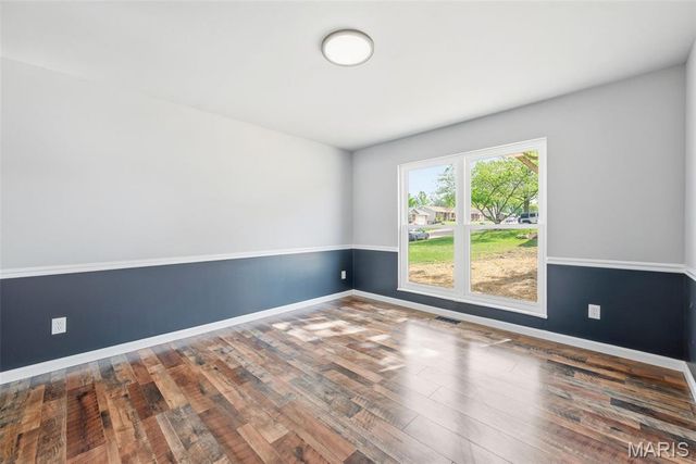 832 Summerview Drive, St Charles, MO 63304