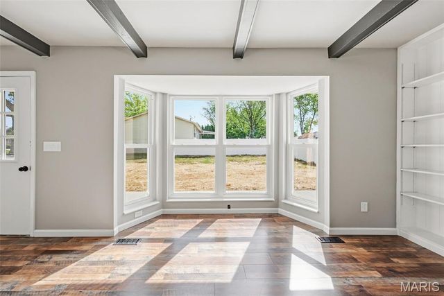 832 Summerview Drive, St Charles, MO 63304