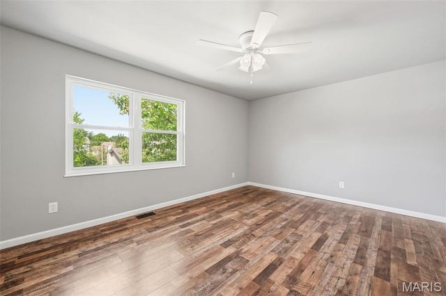 832 Summerview Drive, St Charles, MO 63304