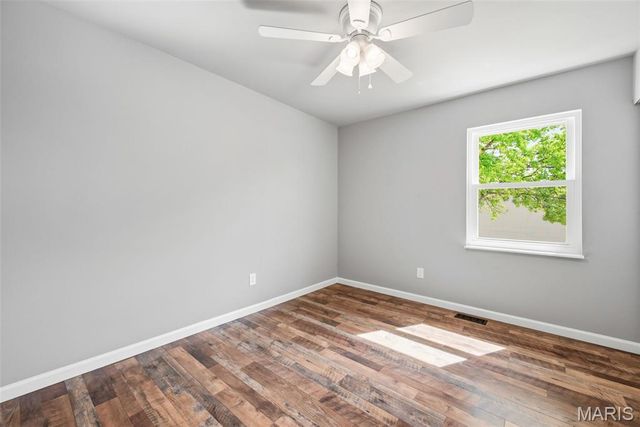 832 Summerview Drive, St Charles, MO 63304