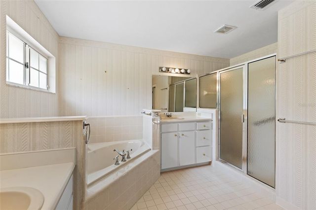 6915 NW 49TH STREET, Gainesville, FL 32653