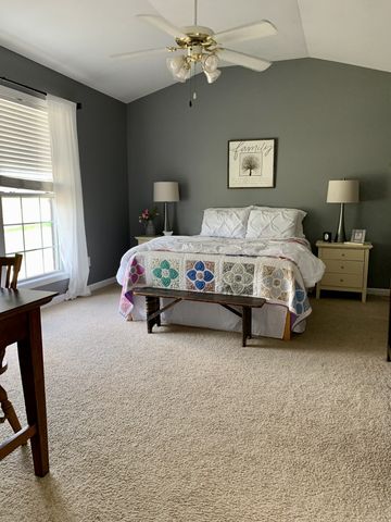 2723 Mollys Ct, Spring Hill, TN 37174