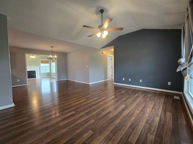 2723 Mollys Ct, Spring Hill, TN 37174