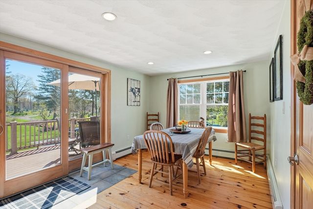 92 Central St, Georgetown, MA 01833