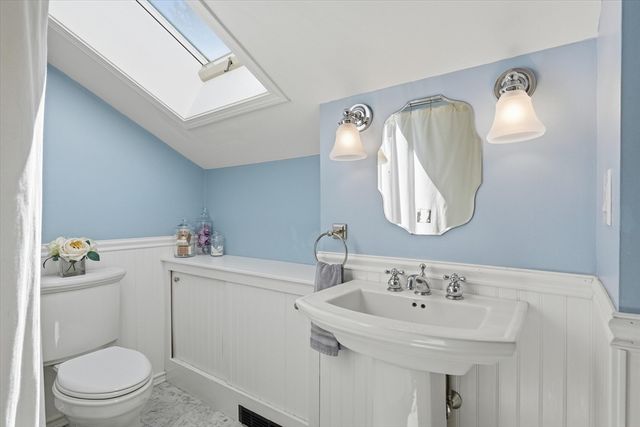 92 Central St, Georgetown, MA 01833