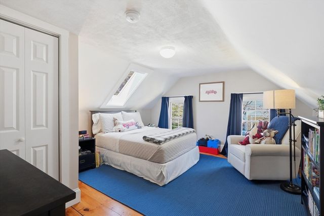 92 Central St, Georgetown, MA 01833