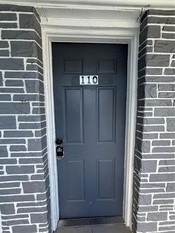 1843 Dewey St 110, Hollywood, FL 33020
