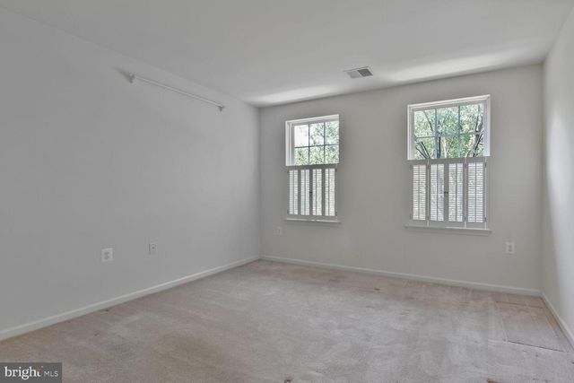 607 MARSHALL DR NE, Leesburg, VA 20176