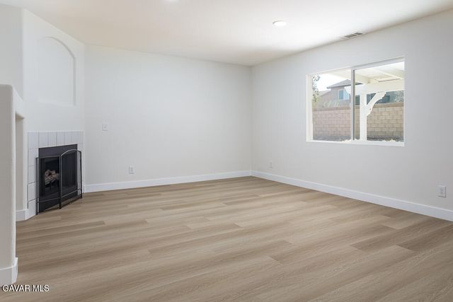 1818 Linda Vista Avenue, Lancaster, CA 93535