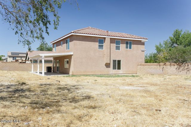 1818 Linda Vista Avenue, Lancaster, CA 93535