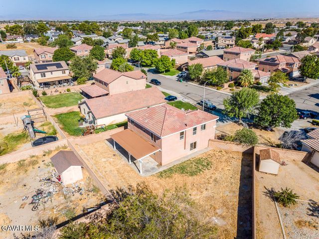 1818 Linda Vista Avenue, Lancaster, CA 93535