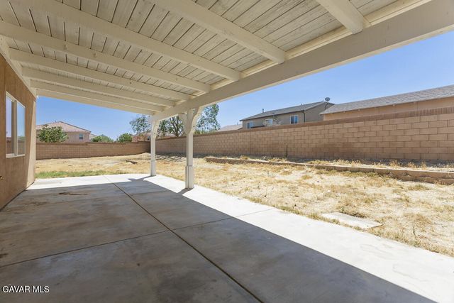 1818 Linda Vista Avenue, Lancaster, CA 93535