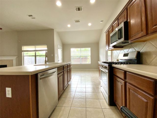 18704 Silent Water WAY, Pflugerville, TX 78660