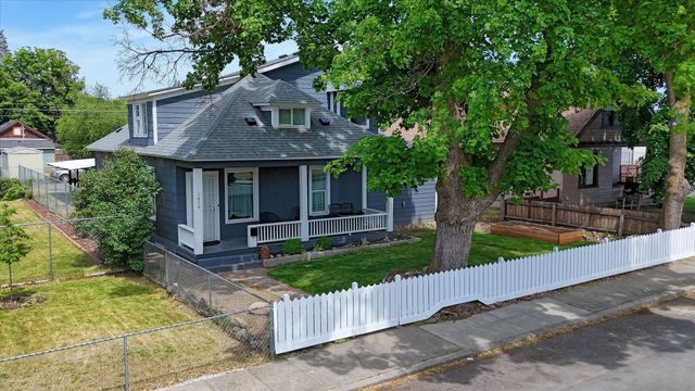 1610 W GRACE Ave, Spokane, WA 99205