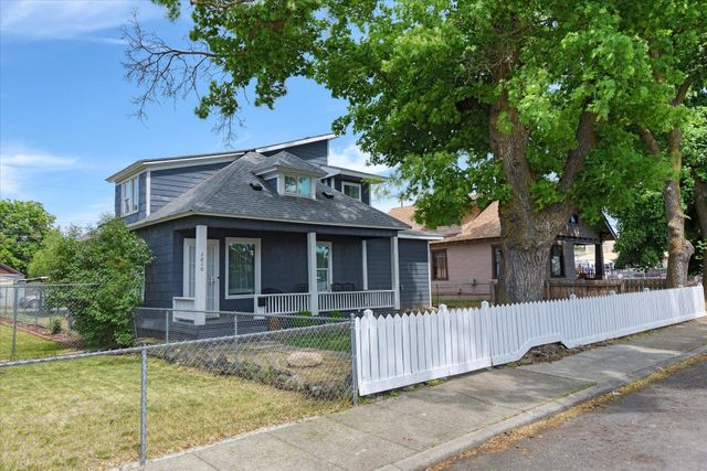 1610 W GRACE Ave, Spokane, WA 99205