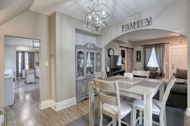 1610 W GRACE Ave, Spokane, WA 99205