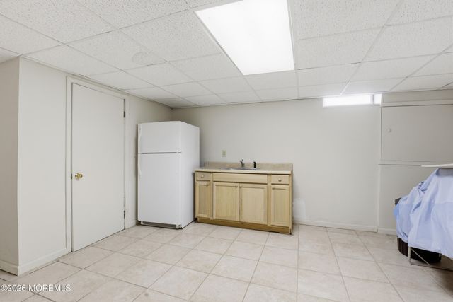 40 La Valencia Road, Old Bridge, NJ 08857